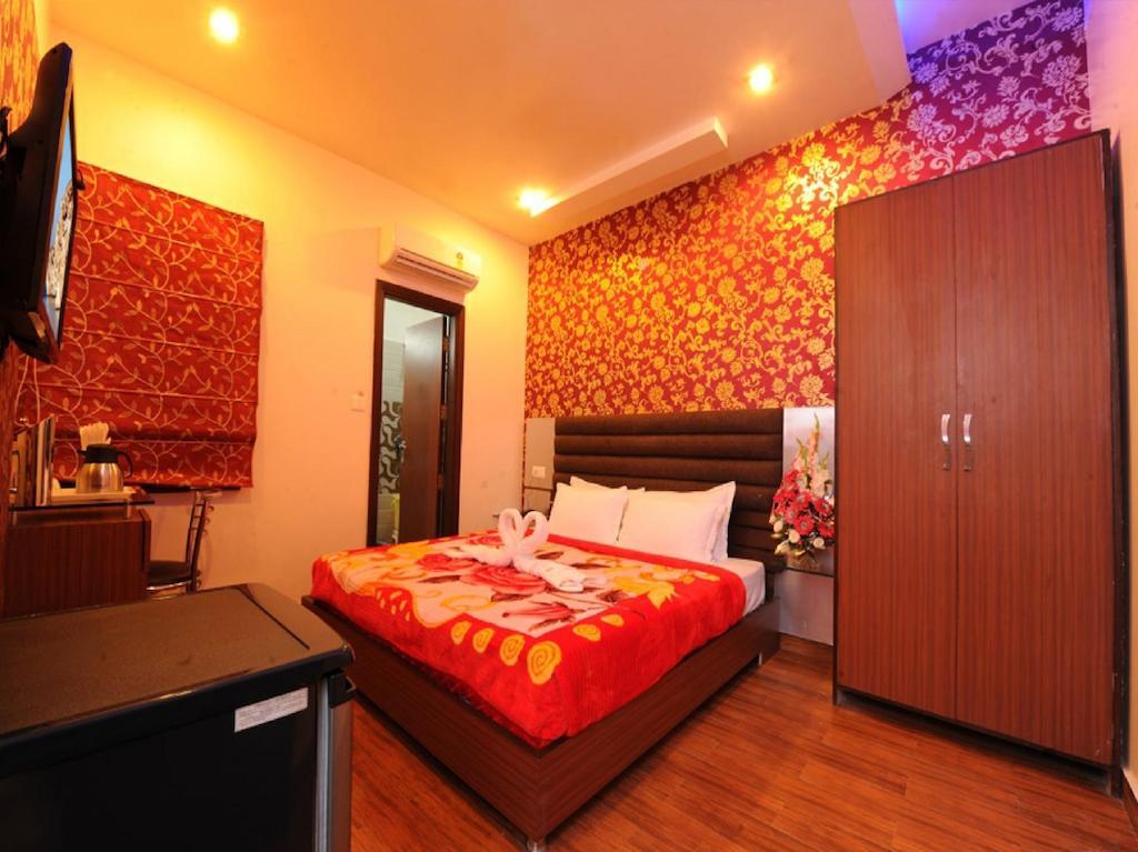 Hotel Pearl Inn & Suites Αμριτσάρ Εξωτερικό φωτογραφία