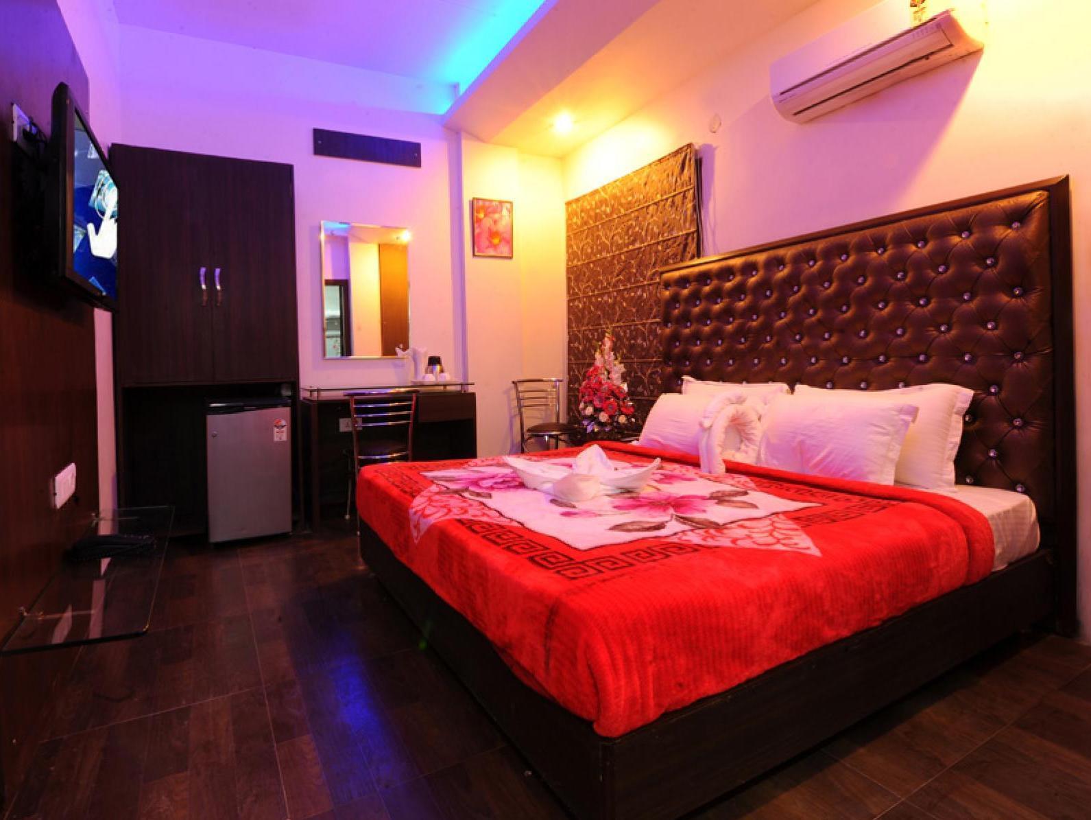 Hotel Pearl Inn & Suites Αμριτσάρ Εξωτερικό φωτογραφία